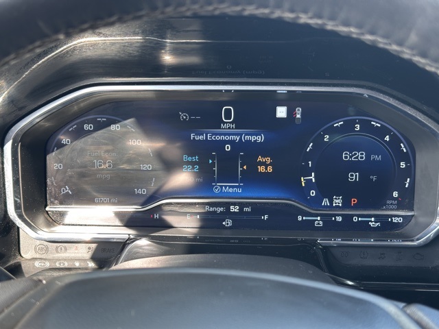 Vehicle image 11 of 21
