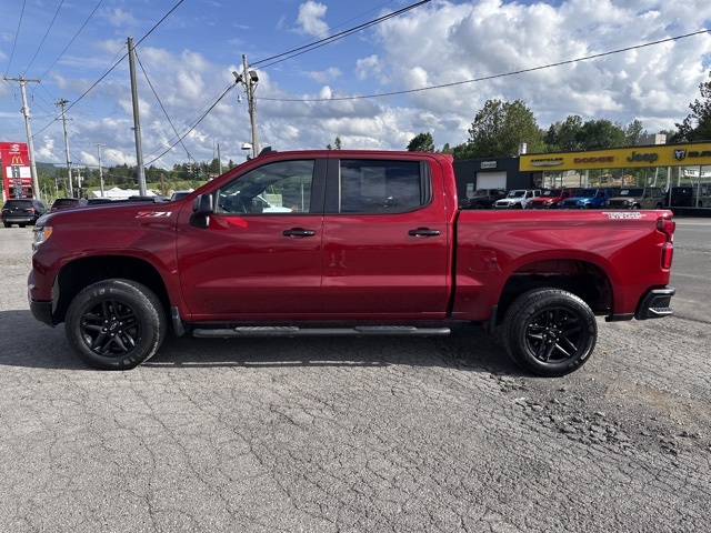 Vehicle image 8 of 21