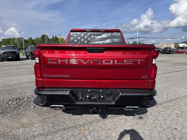 Vehicle image 6 of 21