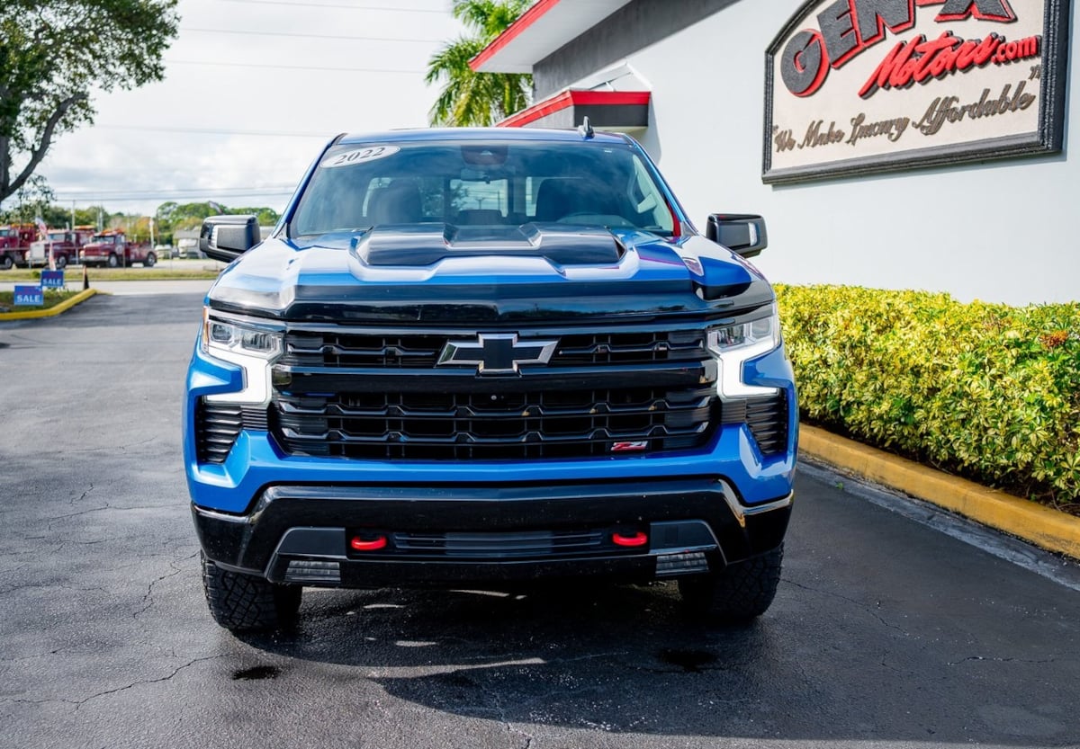 2022 Chevrolet Silverado 1500 LT Trail Boss Image 3 of 51