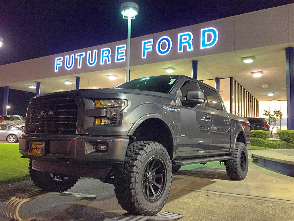 Vehicle image 6 of 25