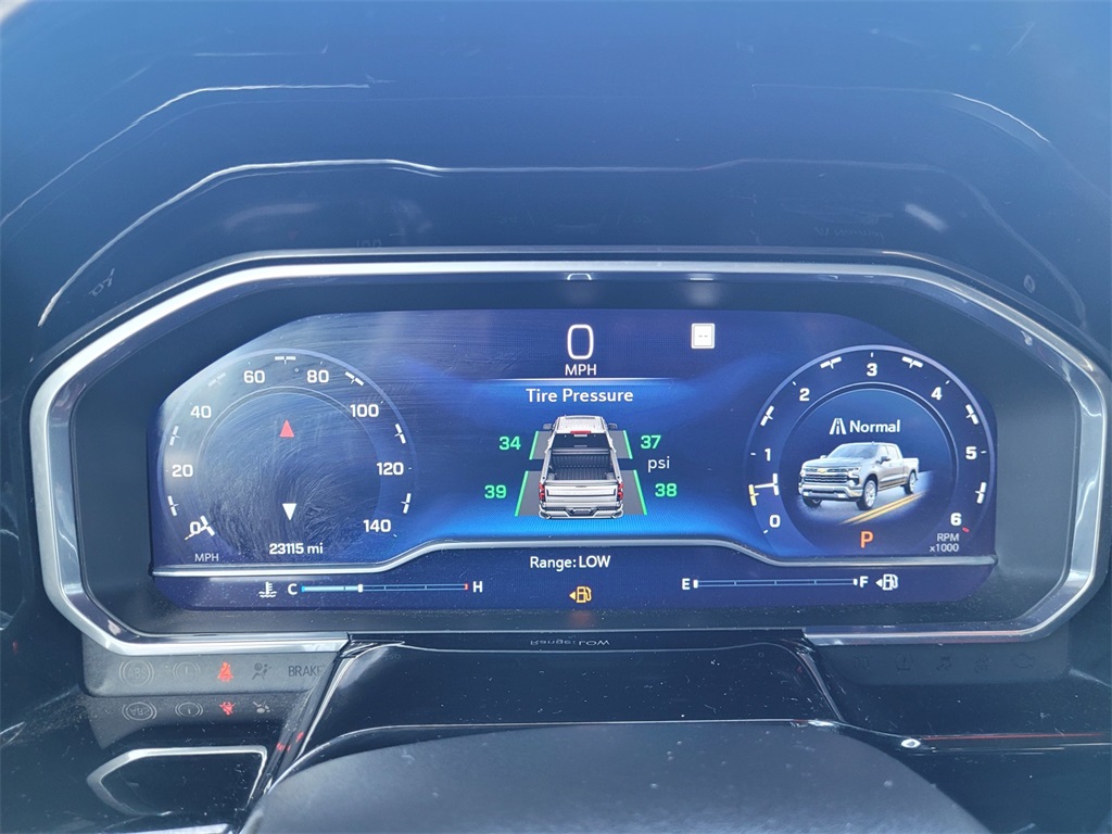 Vehicle image 16 of 25