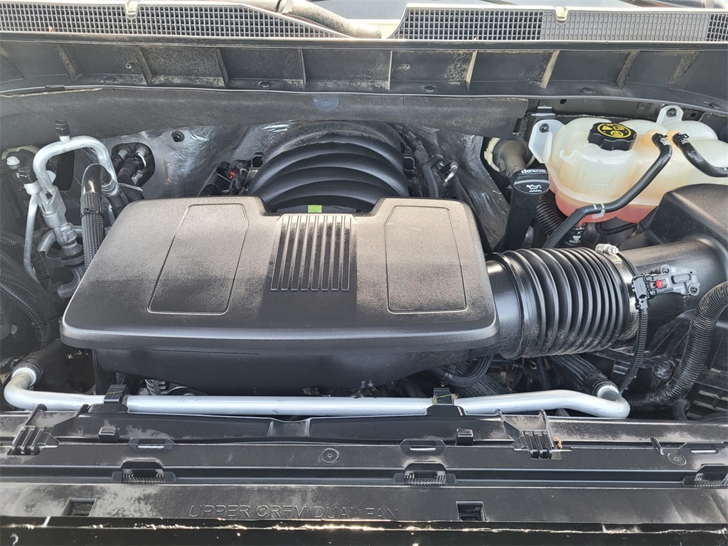 Vehicle image 8 of 25