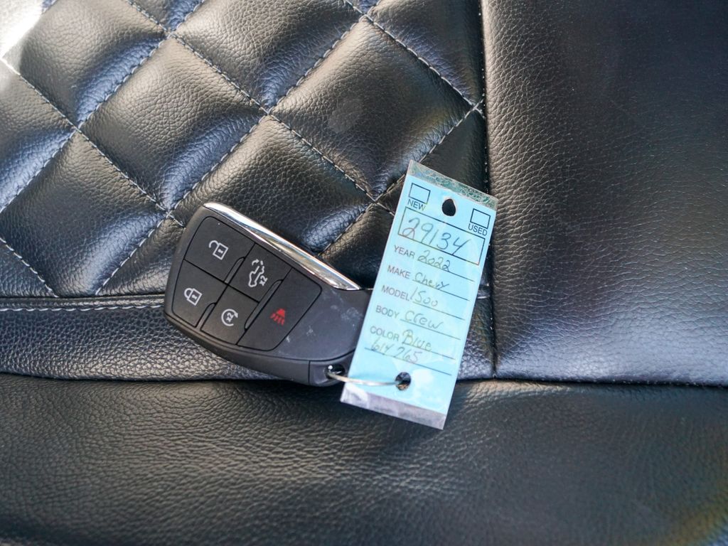 2022 Chevrolet Silverado 1500 RST Image 27 of 33