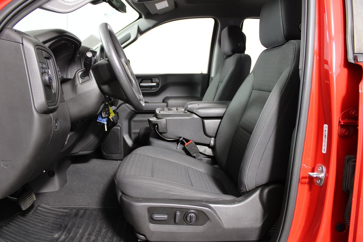 2022 Chevrolet Silverado 1500 LTD Custom Image 17 of 36