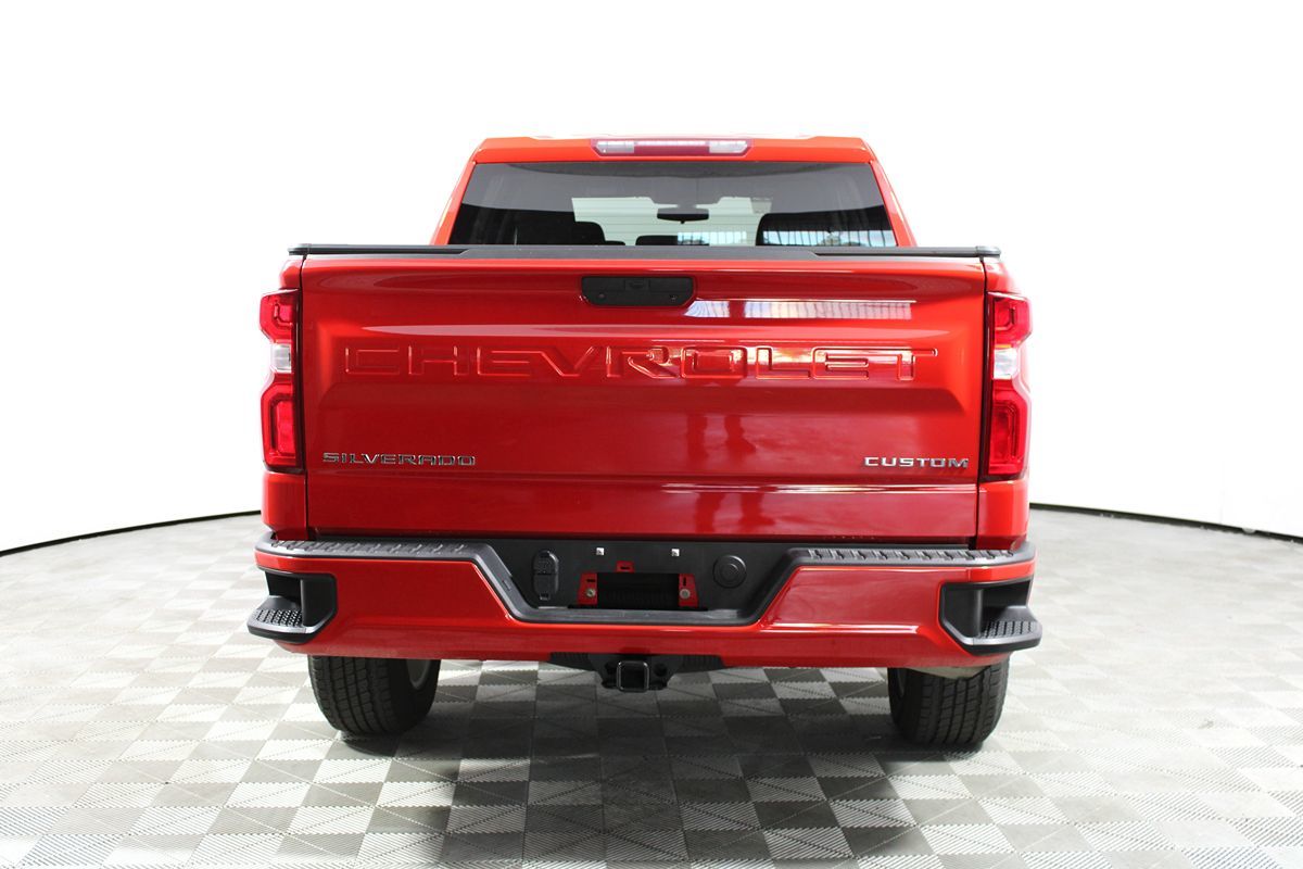 2022 Chevrolet Silverado 1500 LTD Custom Image 10 of 36