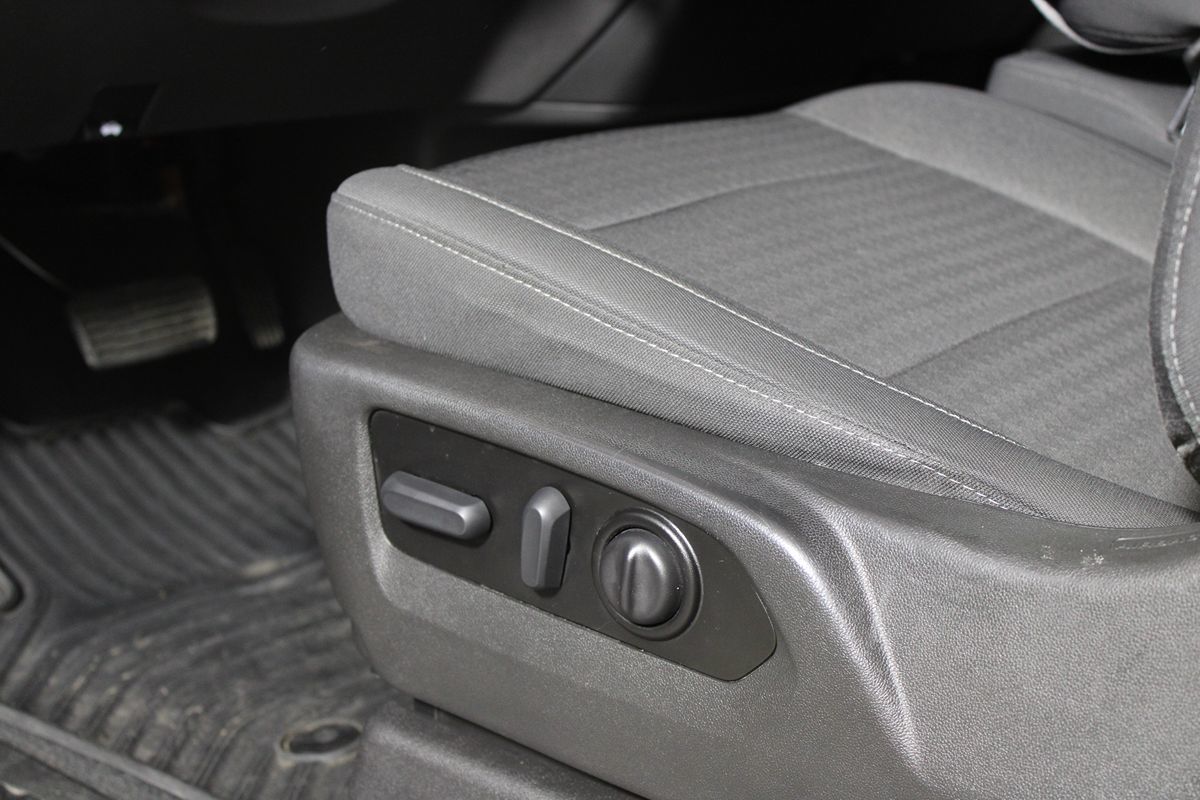 2022 Chevrolet Silverado 1500 LTD Custom Image 32 of 36