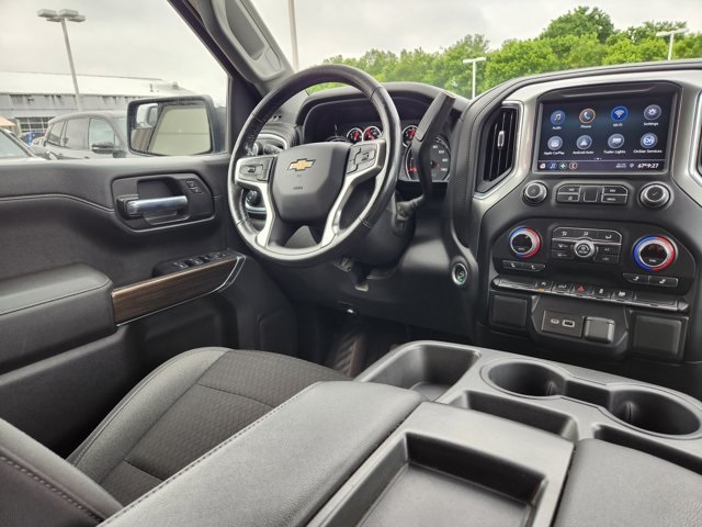 Vehicle image 20 of 28