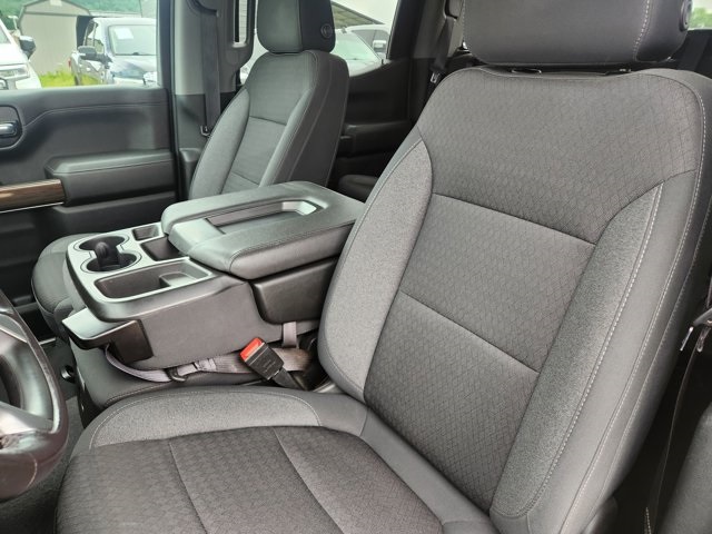 Vehicle image 22 of 28