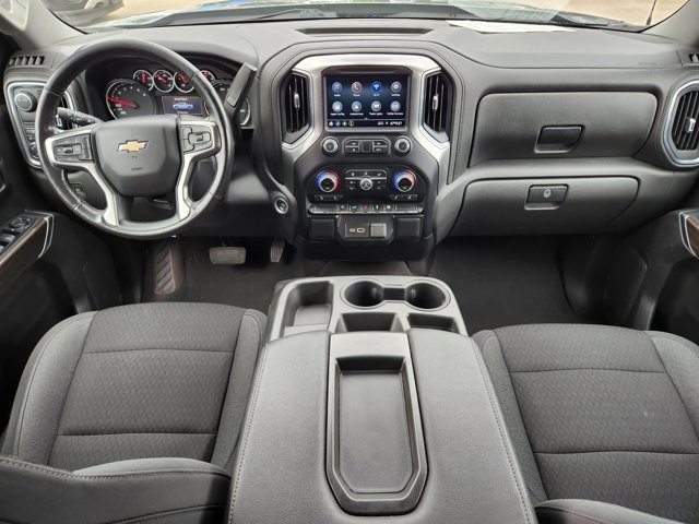 Vehicle image 16 of 28