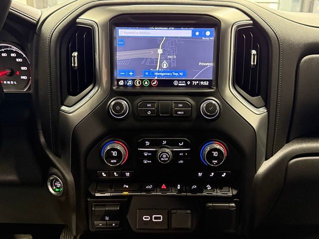 Vehicle image 43 of 59