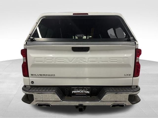 Vehicle image 9 of 59