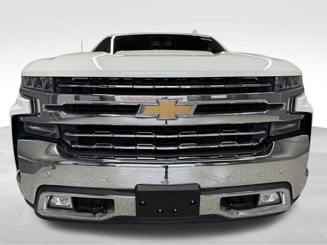 Vehicle image 3 of 59