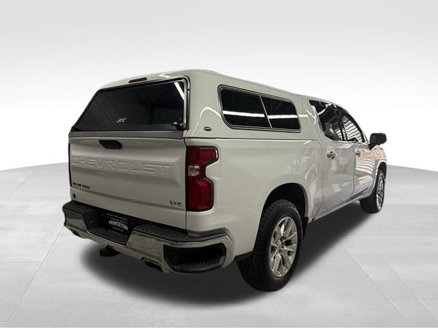 Vehicle image 7 of 59