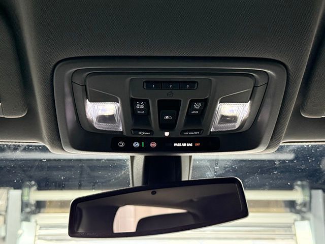 Vehicle image 50 of 59