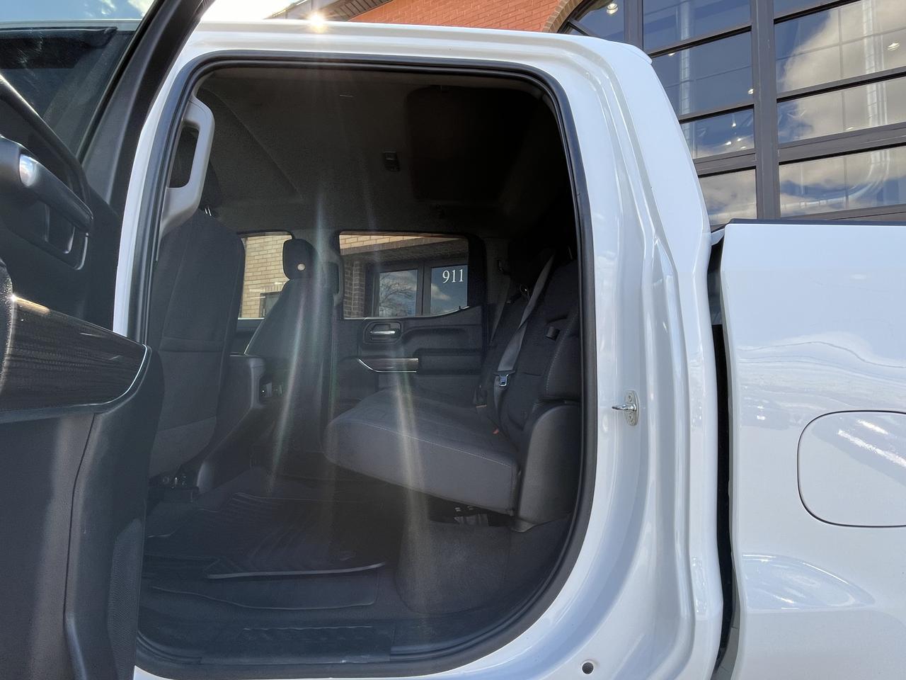 Vehicle image 59 of 60