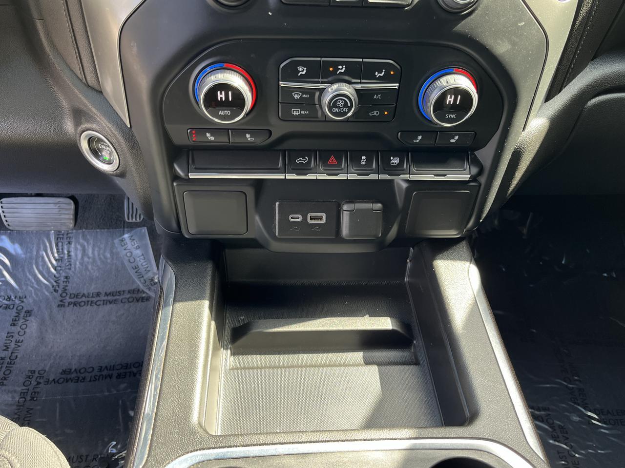 Vehicle image 33 of 60