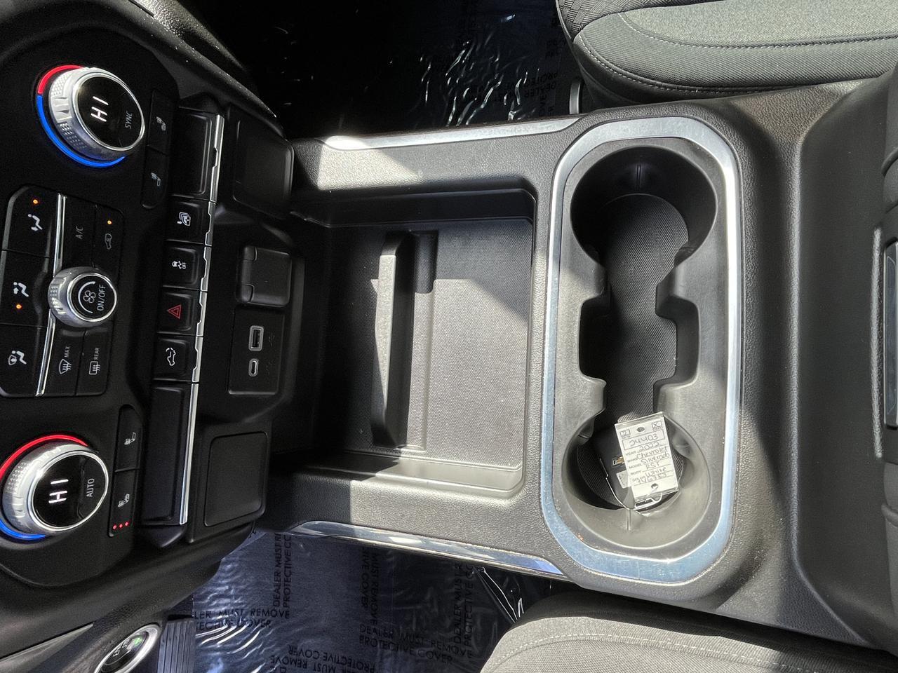 Vehicle image 34 of 60