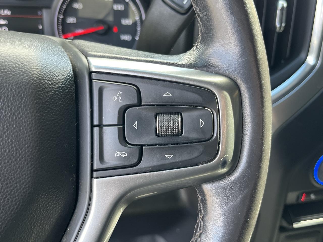 Vehicle image 28 of 60