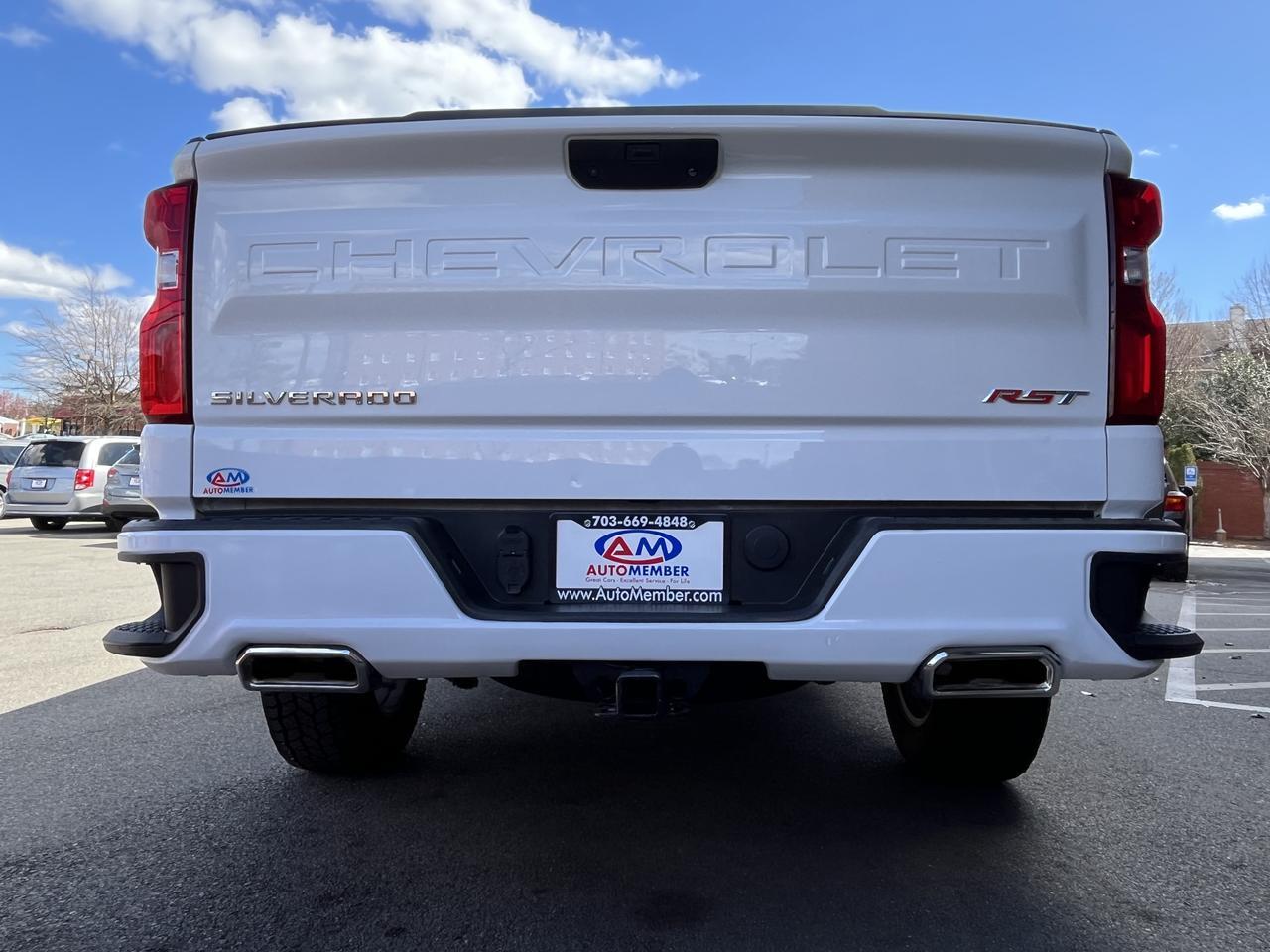 Vehicle image 9 of 60