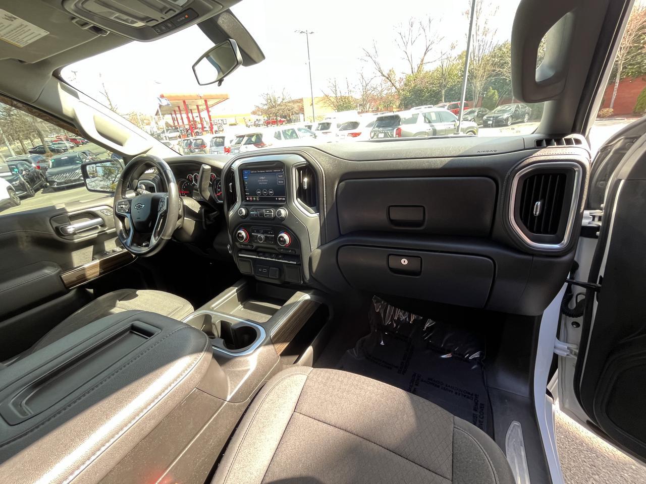 Vehicle image 45 of 60