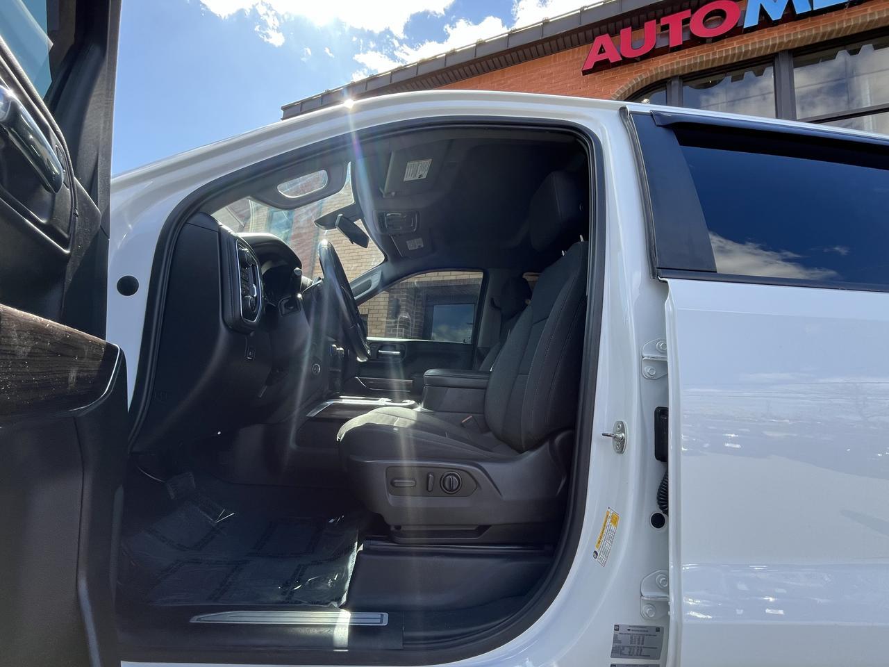 Vehicle image 21 of 60