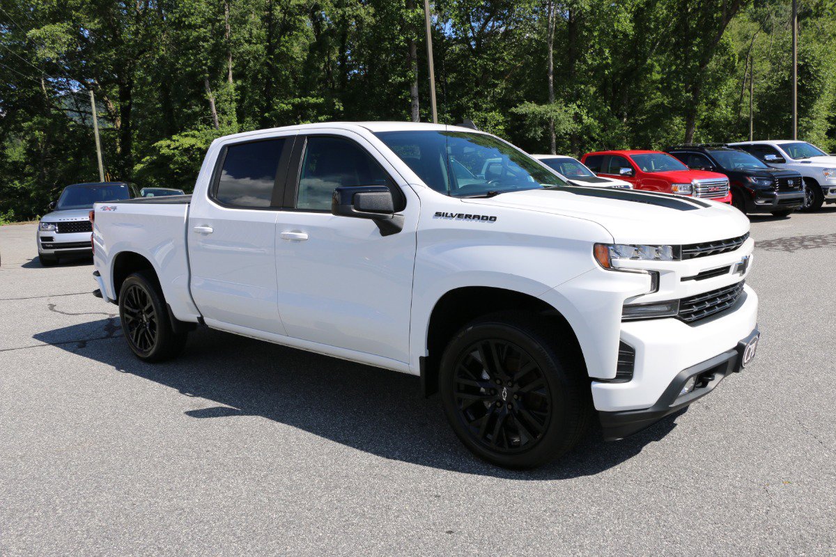 Vehicle image 4 of 30