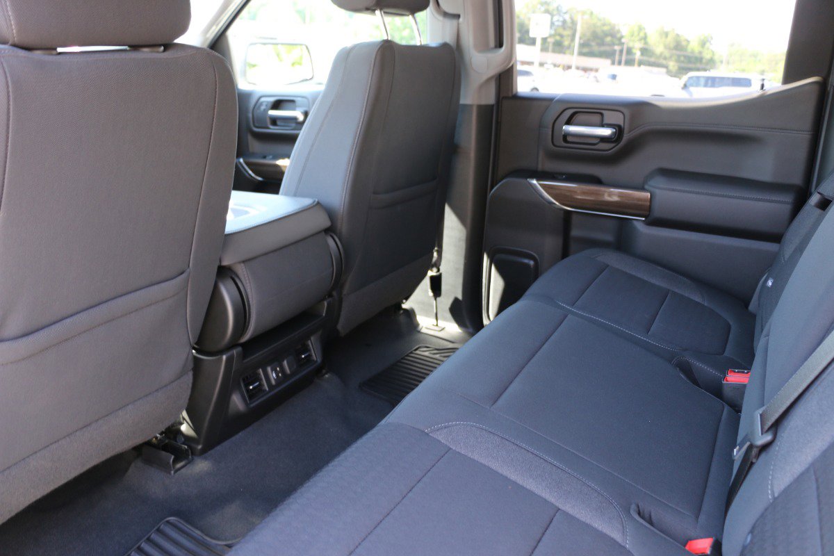 Vehicle image 12 of 30