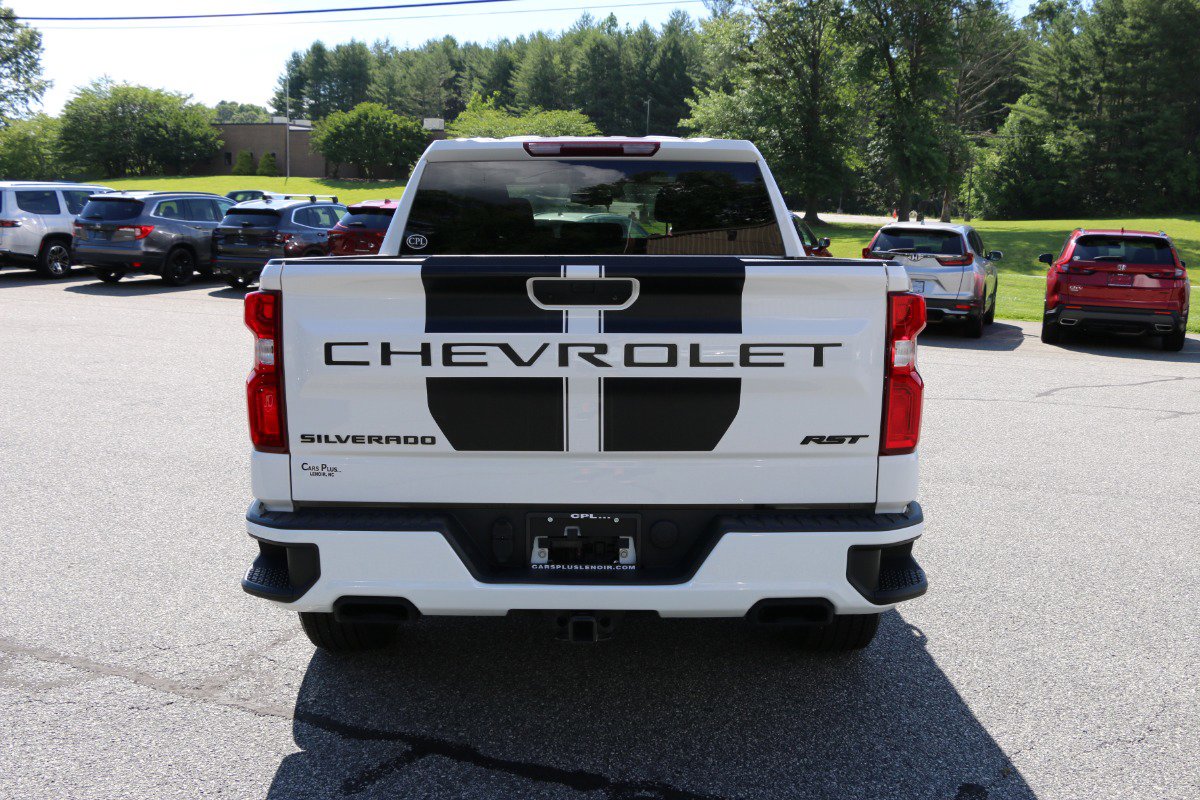 Vehicle image 7 of 30