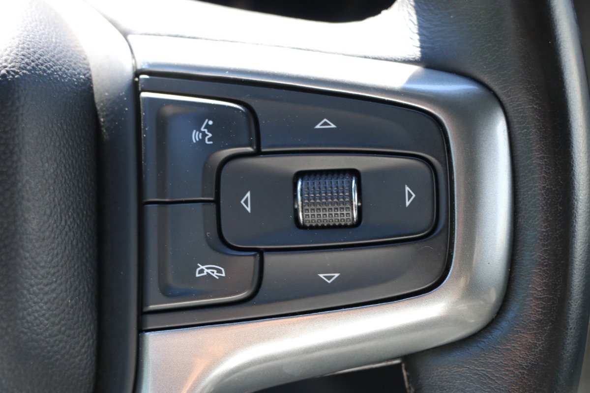 Vehicle image 22 of 30