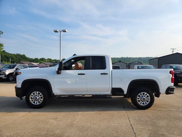 Vehicle image 8 of 28