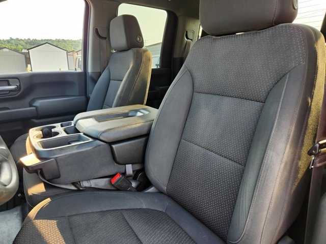 Vehicle image 13 of 28