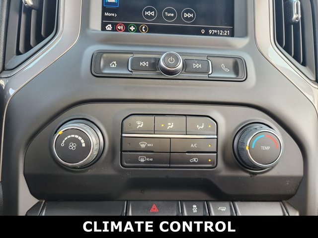 Vehicle image 27 of 28