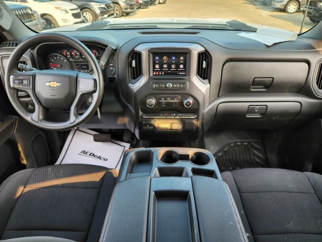 Vehicle image 19 of 28
