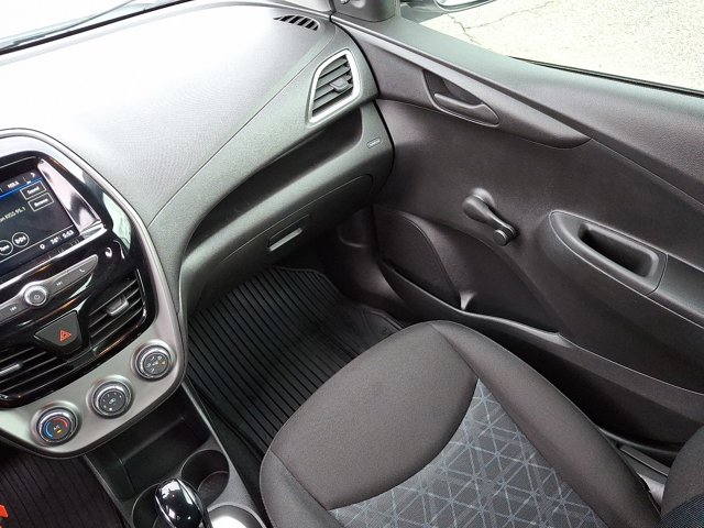 Vehicle image 16 of 31