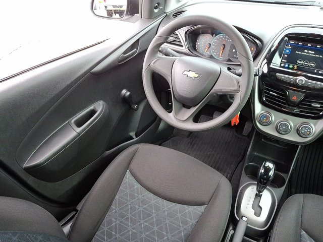 Vehicle image 14 of 31