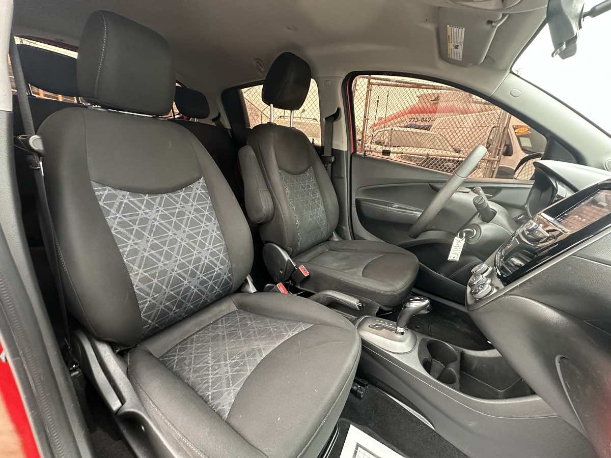 2022 Chevrolet Spark LS Image 21 of 29