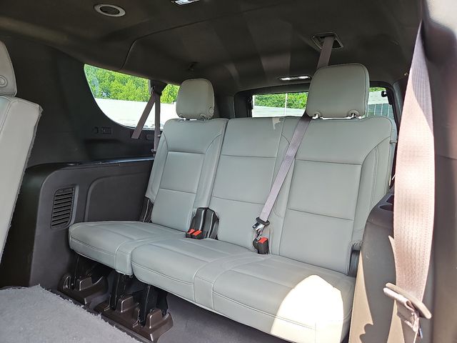 Vehicle image 11 of 30