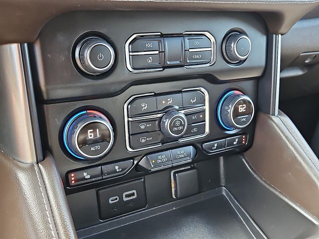 Vehicle image 16 of 30
