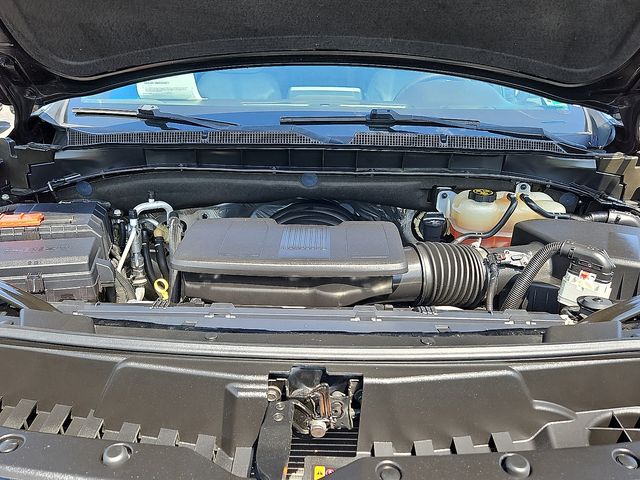 Vehicle image 27 of 30