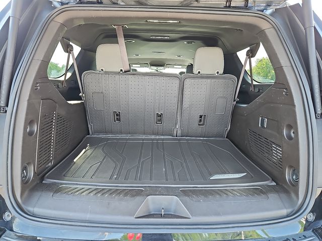 Vehicle image 28 of 30