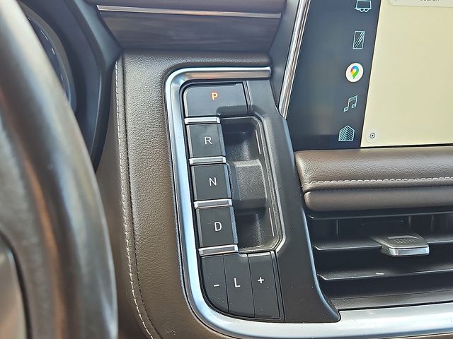 Vehicle image 15 of 30