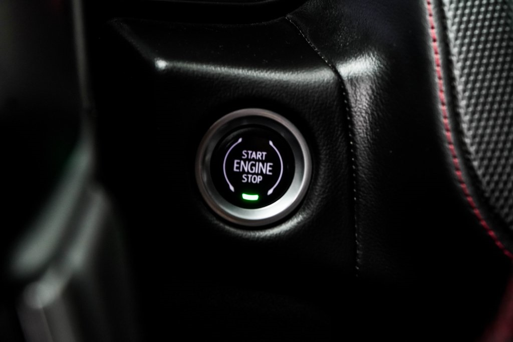 Vehicle image 36 of 52