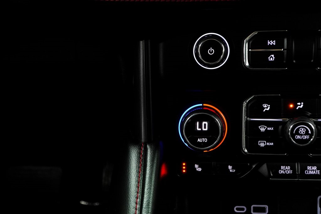 Vehicle image 23 of 52