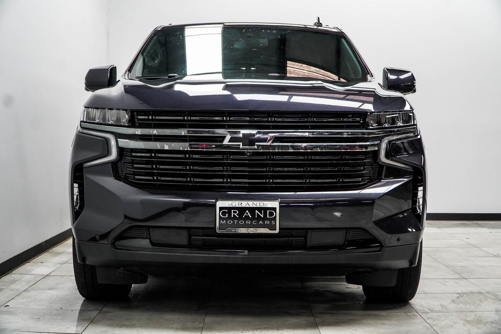 Vehicle image 3 of 52
