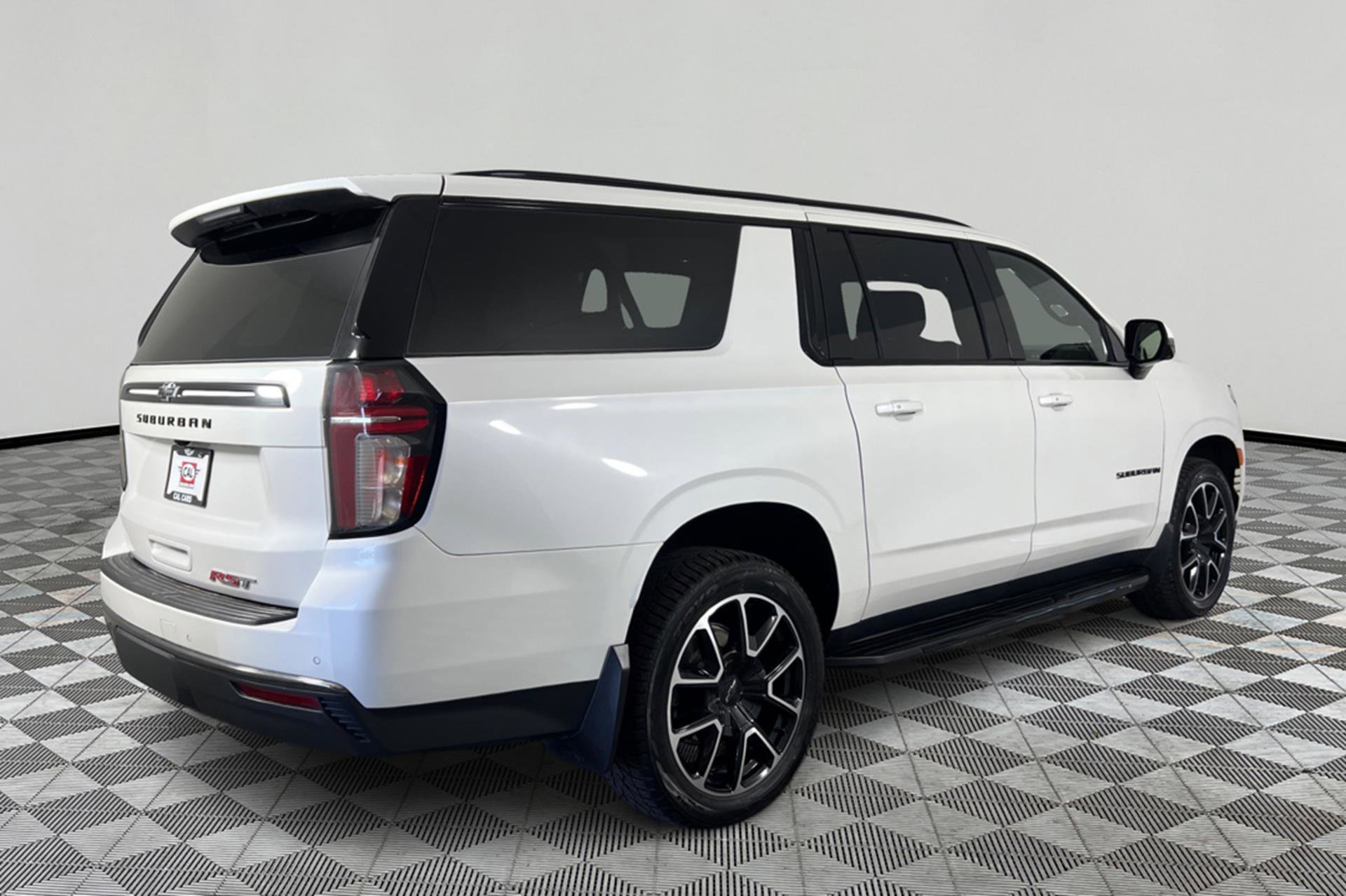 Vehicle image 4 of 29