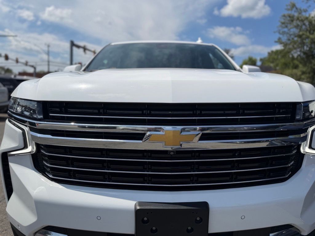 2022 Chevrolet Tahoe LT Image 3 of 46