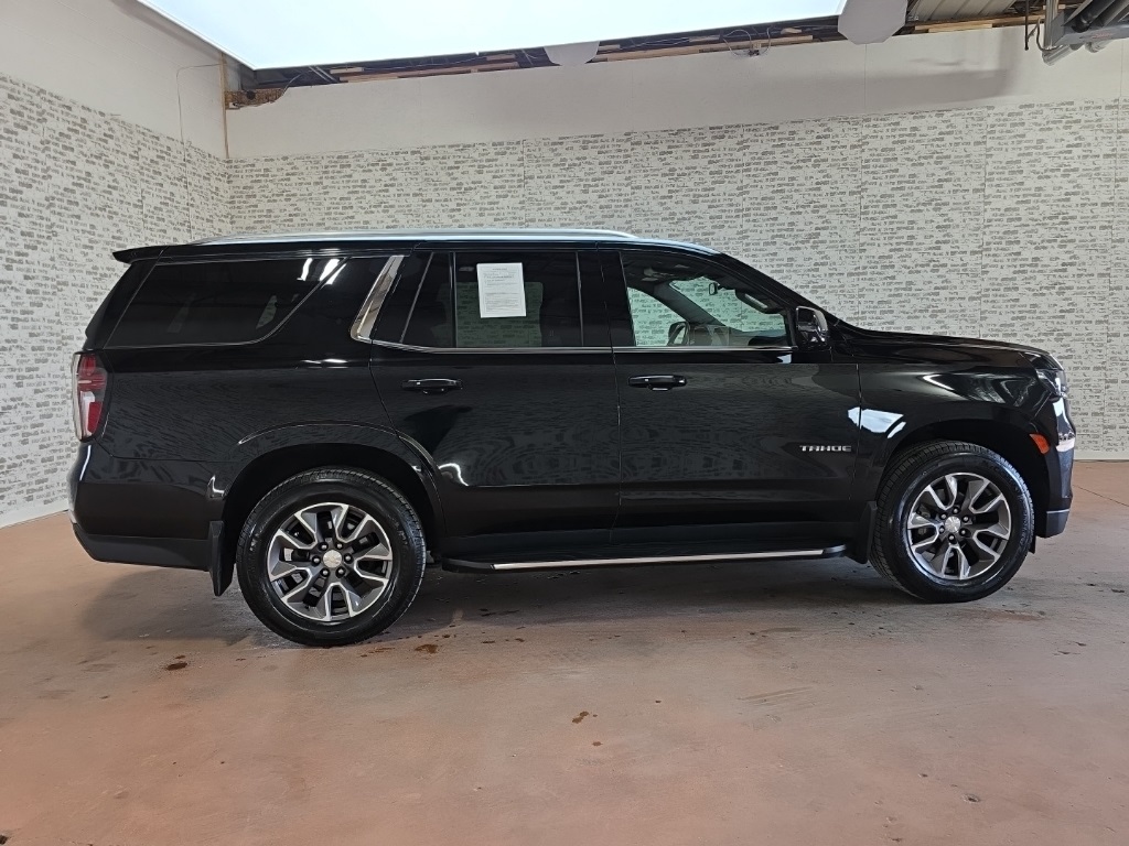 2022 Chevrolet Tahoe LT Image 4 of 26