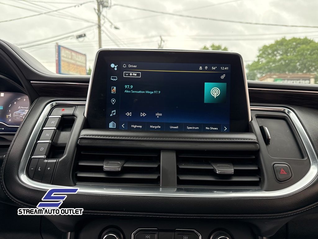 Vehicle image 26 of 50