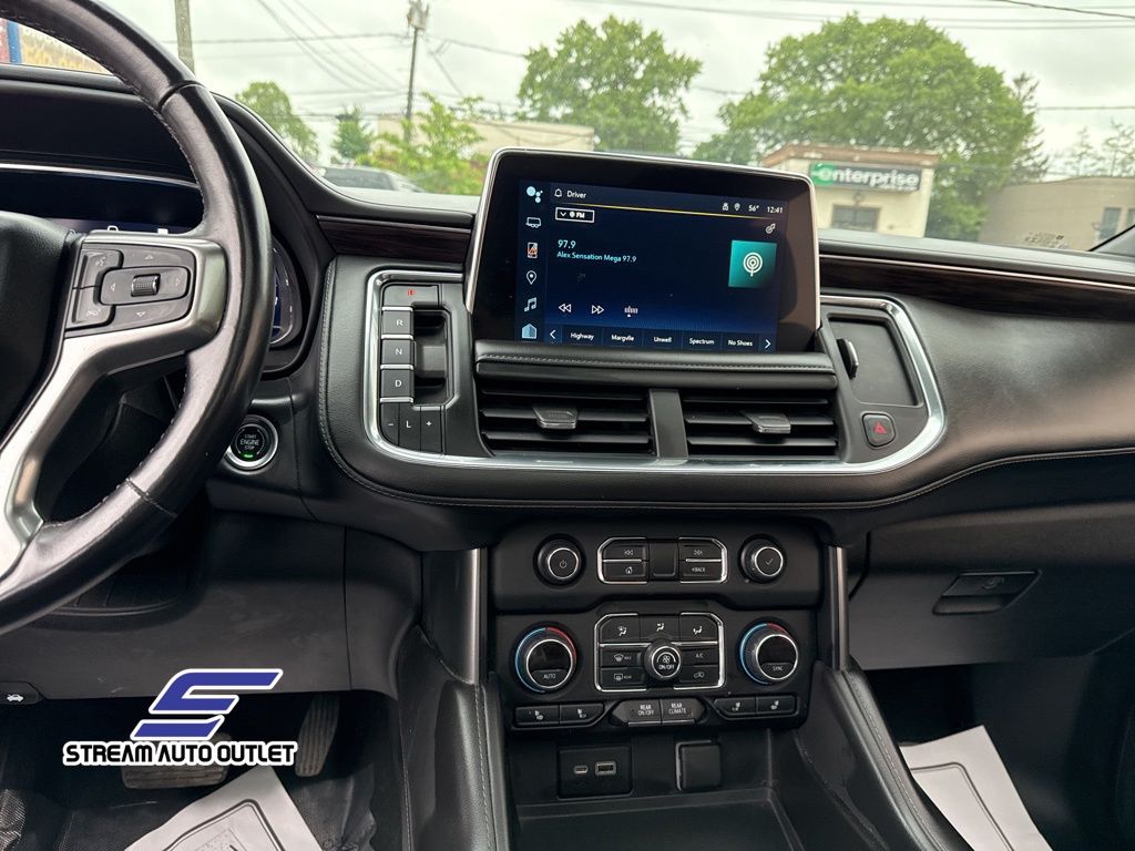 Vehicle image 24 of 50